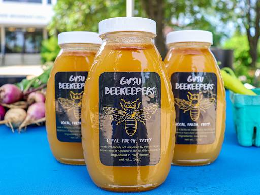 GVSU Beekeepers Bottled Honey